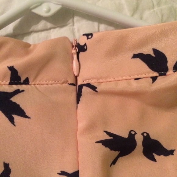 Brand-New High Neck Bird Dress - Picture 5 of 7